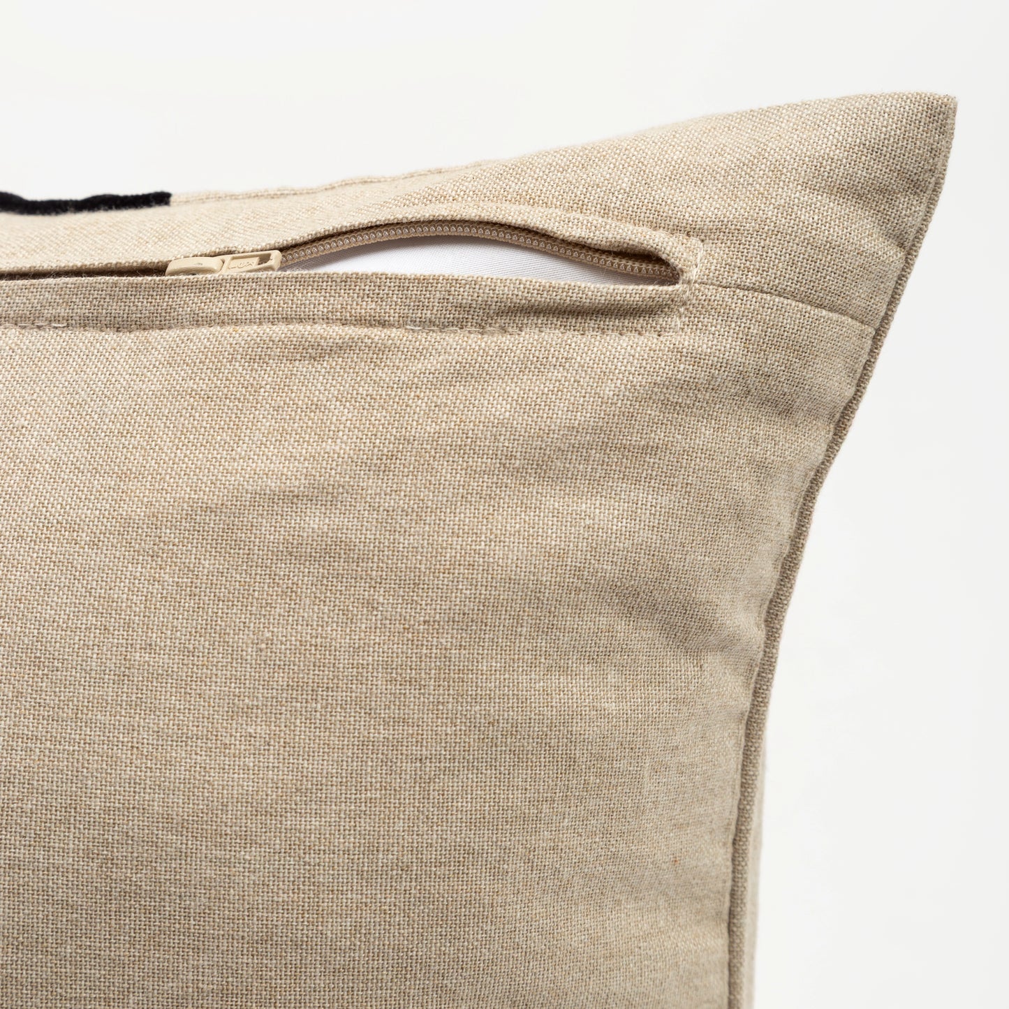 Capa de Almofada de Algodão com Listra em Veludo 45X45 - Clocasa | Além do Conforto