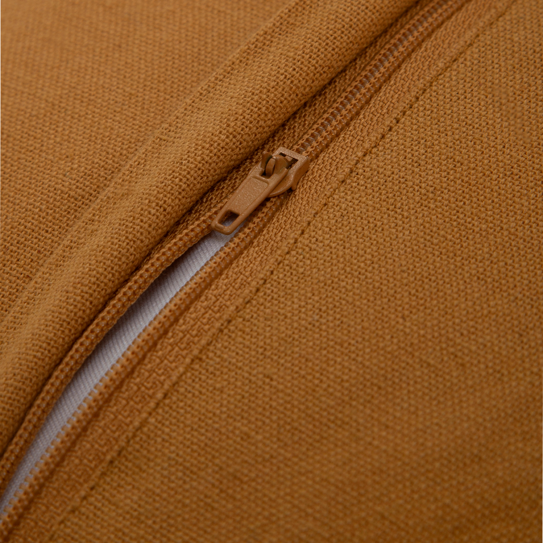 Capa de Almofada em Jacquard Estonado Mostarda 45x45 - Clocasa | Além do Conforto