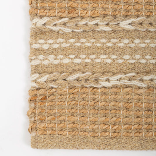 Tapete Trançado em Listras de Tom Natural e Lã em Juta 60x180 - Clocasa | Além do Conforto