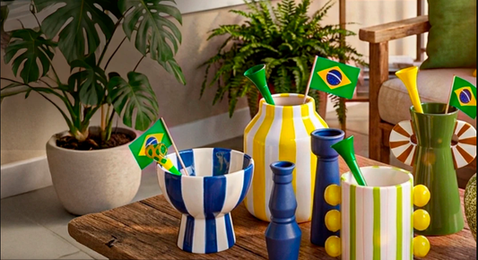 Como decorar a sala para a Copa do Mundo 2026: guia de conforto e decoração para viver cada jogo com emoção - Clocasa | Além do Conforto