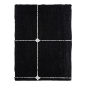 Toalha de Mesa com Bordado Xadrez Preto 140X180