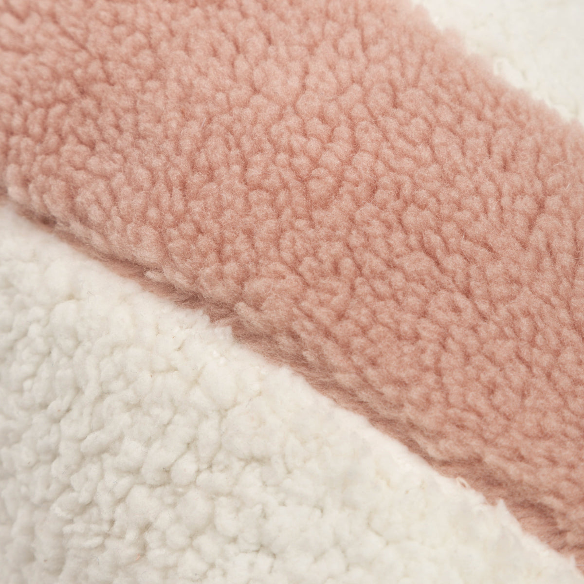 Almofada Candy Listrada Rose 40X50 - Clocasa | Além do Conforto