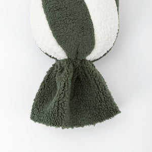 Almofada decorativa para ambientes na cor branca em tecido de alta qualidade com fechamento em zíper invisível, perfeito para criar composições personalizadas e adicionar um toque de sofisticação ao ambiente.