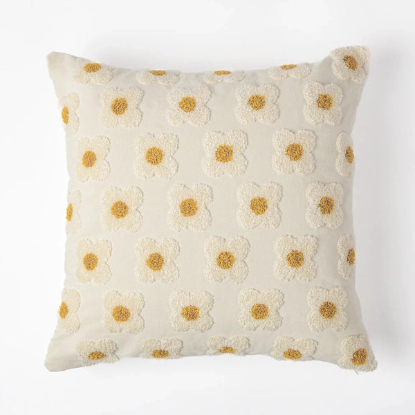 Almofada decorativa para ambientes no tamanho 45x45 cm na cor branca em tecido de alta qualidade com fechamento em zíper invisível, perfeito para valorizar poltronas ou camas com uma proposta de design têxtil autêntico e refinado.