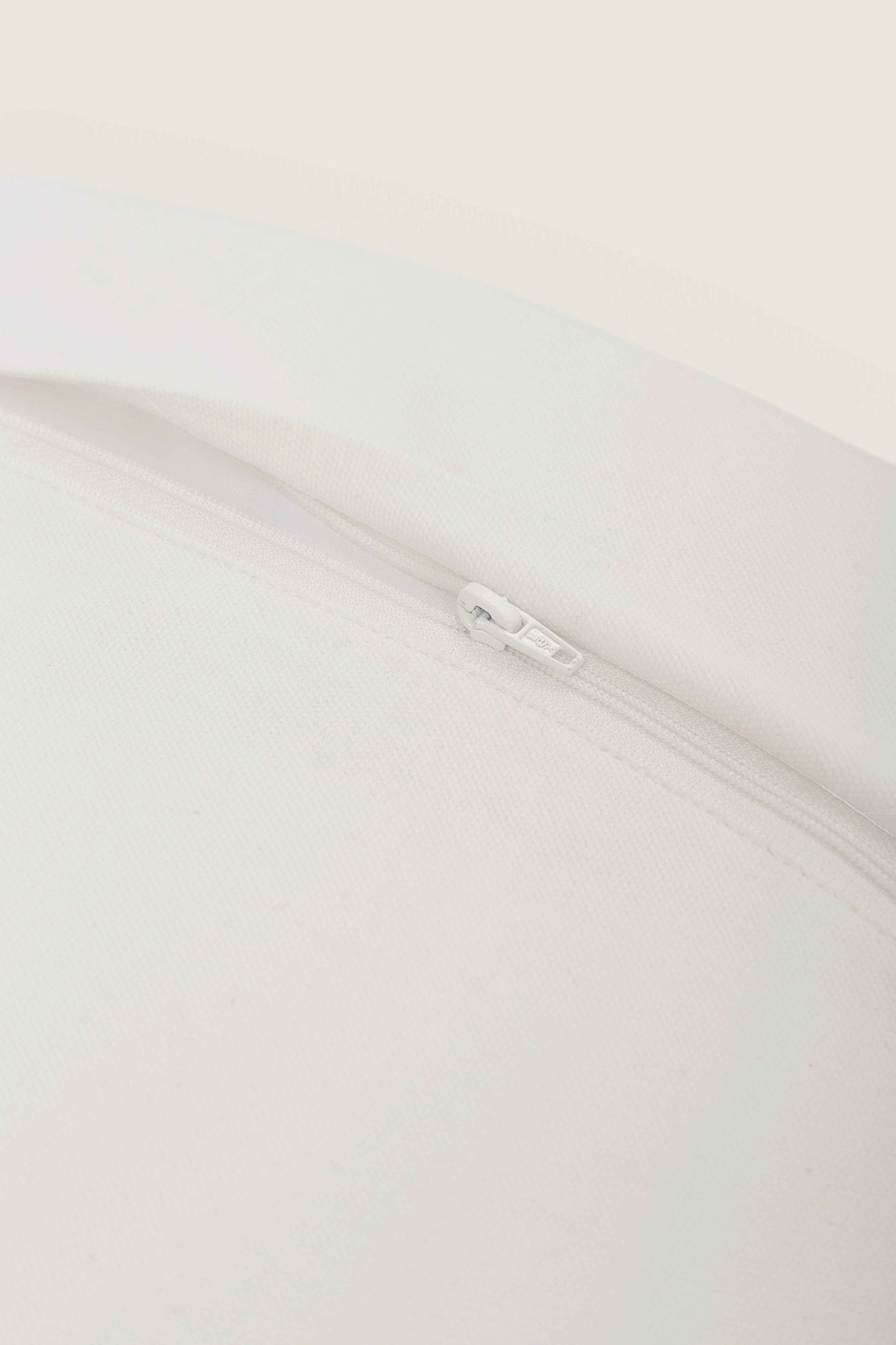 Capa de Almofada Quadrada com Bordado em Juta 50x50