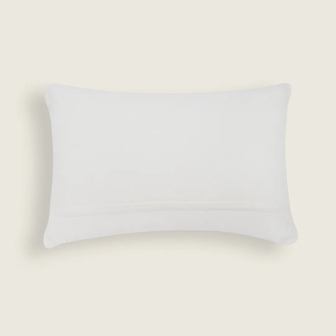 Capa de Almofada com Bordado Geométrico em Juta 40x60 - Clocasa | Além do Conforto