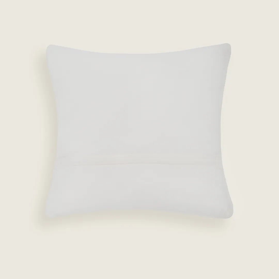 Capa de Almofada com Bordado Geométrico em Juta 45x45 - Clocasa | Além do Conforto