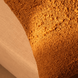 Capa de Almofada com Textura Bouclé Duo Mostarda 45x45 - Clocasa | Além do Conforto