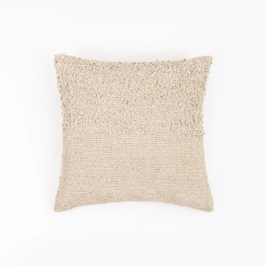 Capa de Almofada com Textura Bouclé Natural 45x45 - Clocasa | Além do Conforto