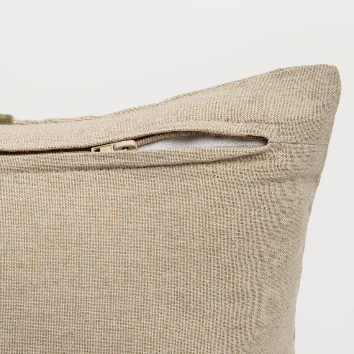 Capa de Almofada de Algodão com Listra em Veludo 30X50 - Clocasa | Além do Conforto