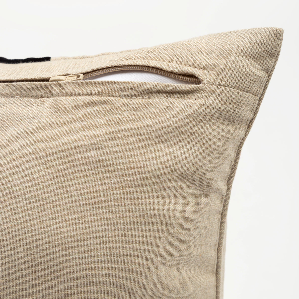 Capa de Almofada de Algodão com Listra em Veludo 45X45 - Clocasa | Além do Conforto
