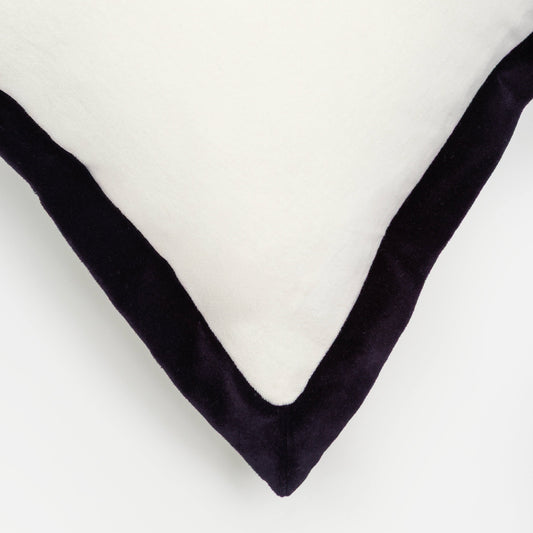 Capa de Almofada em Veludo de Algodão Branco/Preto 50X50 - Clocasa | Além do Conforto