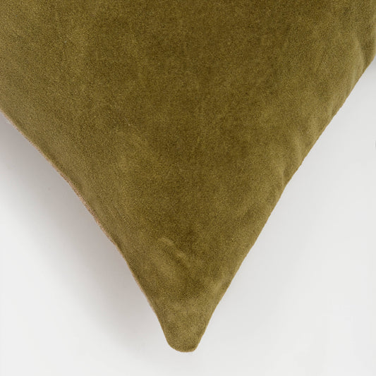 Capa de Almofada em Veludo de Algodão Mel 50X50 Matchá - Clocasa | Além do Conforto