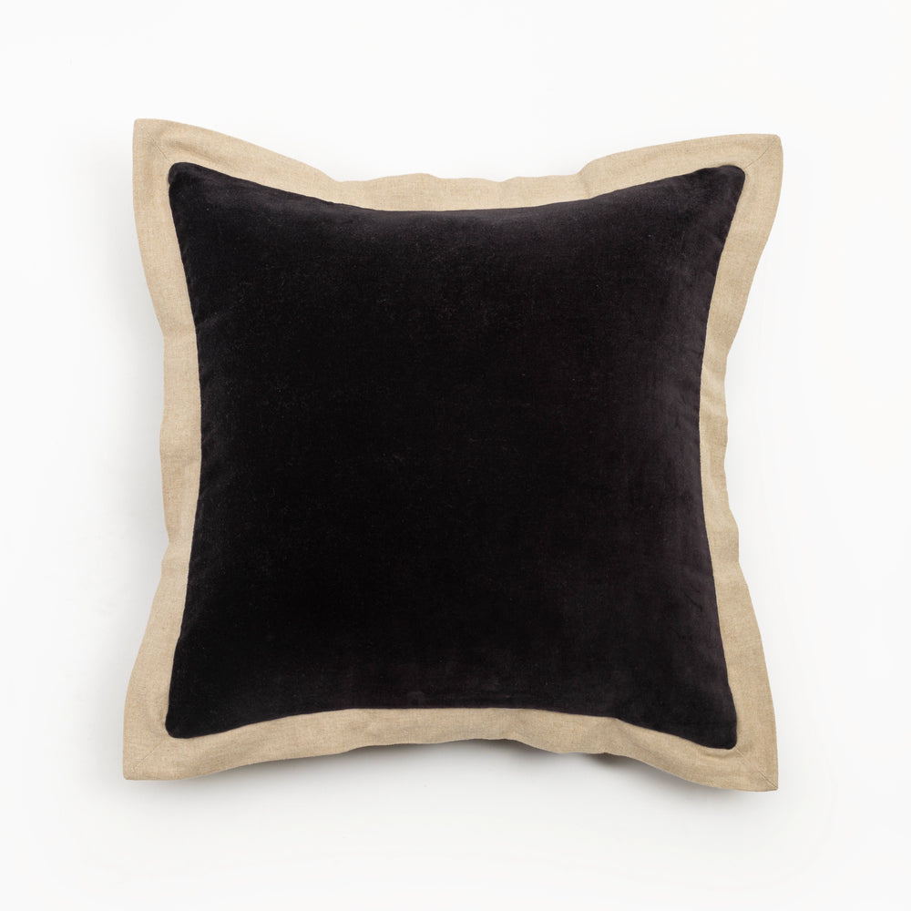 Capa de Almofada em Veludo de Algodão Preto 50X50 - Clocasa | Além do Conforto