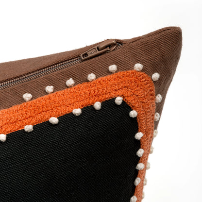 Capa de Almofada Étnica com Pachwork de Poá Bordado 40X60 - Clocasa | Além do Conforto