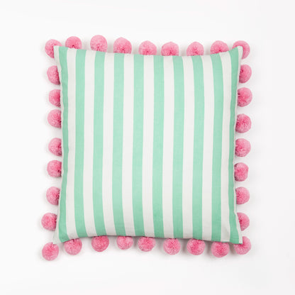 Capa de Almofada Listrada com Pompom Rosa 50X50 - Clocasa | Além do Conforto