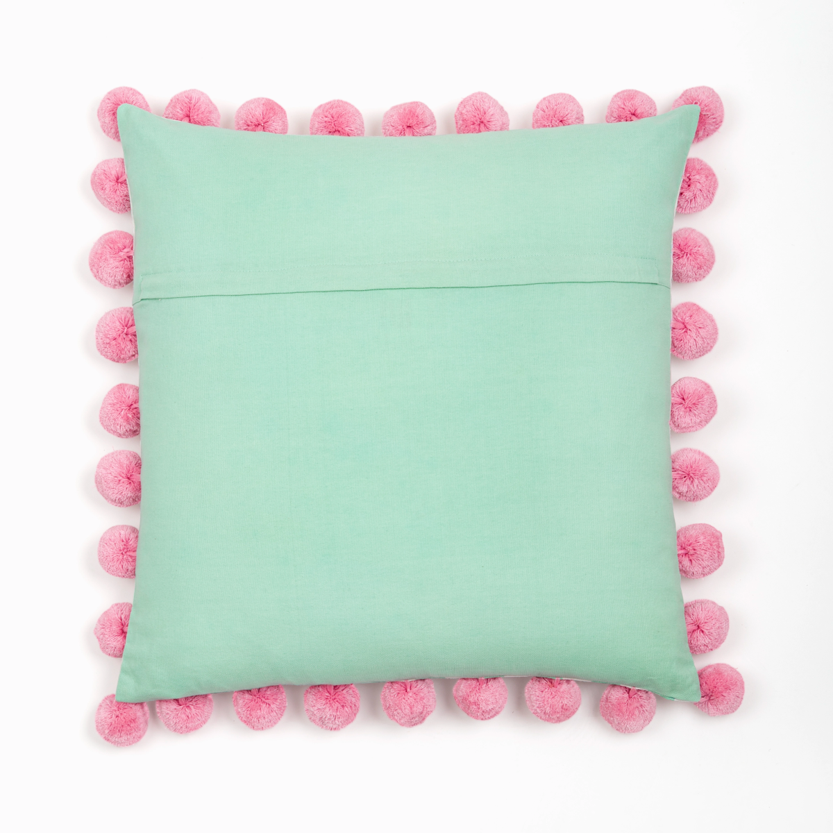 Capa de Almofada Listrada com Pompom Rosa 50X50 - Clocasa | Além do Conforto