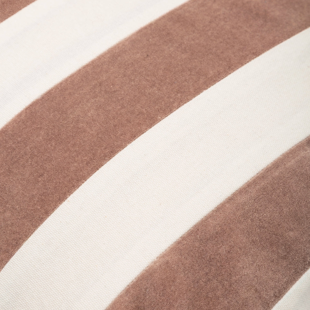 Capa de Almofada Listrada Rose 50X50 - Clocasa | Além do Conforto