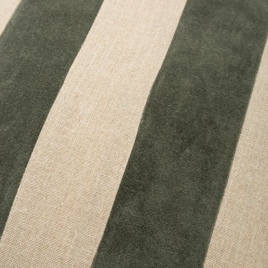 Capa de Almofada Listrada Verde 45X45 - Clocasa | Além do Conforto
