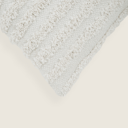Capa de Almofada Retangular com Listras Tufting 35x75 - Clocasa | Além do Conforto