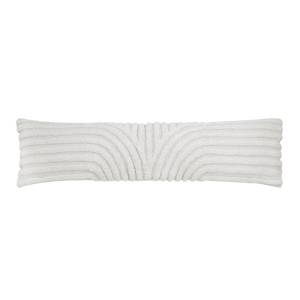 Capa de almofada decorativa no tamanho 30x115 cm confeccionada em algodão com texturas bordadas em alto relevo tufting com fechamento em zíper invisível, essencial para trazer aconchego e renovar a decoração de salas ou quartos com elegância.