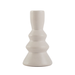 Castiçal decorativo premium na cor branca confeccionado em cerâmica de alta qualidade com acabamento primoroso e superfície de acabamento fosco acetinado, perfeito para realçar arranjos florais ou compor composições elegantes em aparadores e mesas.