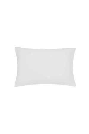 Enchimento para almofada no tamanho 30x50 cm com fibra siliconada macia de alta resiliência que garante excelente sustentação anatômica, oferece a resiliência ideal para garantir almofadas sempre cheias, bonitas e confortáveis.