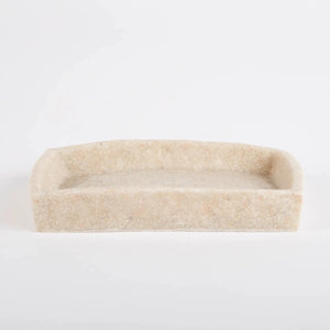 Kit de banheiro decorativo na cor bege confeccionado em estrutura resistente com excelente acabamento superficial com design funcional que otimiza o espaço da bancada, ideal para organizar a bancada do lavabo com elegância, higiene e sofisticação.
