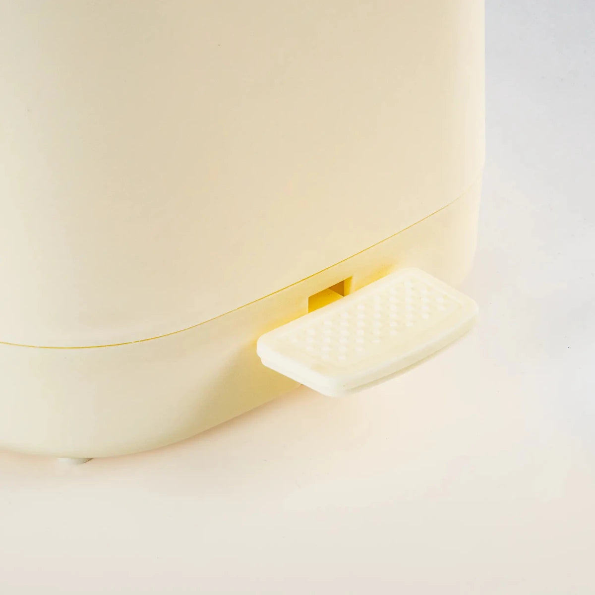 Lixeira Para Banheiro Minimal Branco - Clocasa | Além do Conforto