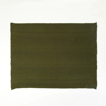 Manta Chenille Tramada Verde Musgo 130x170 - Clocasa | Além do Conforto