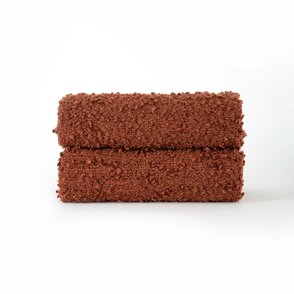 Manta Texturizada em Bouclé Duo Terracota 130x170 - Clocasa | Além do Conforto