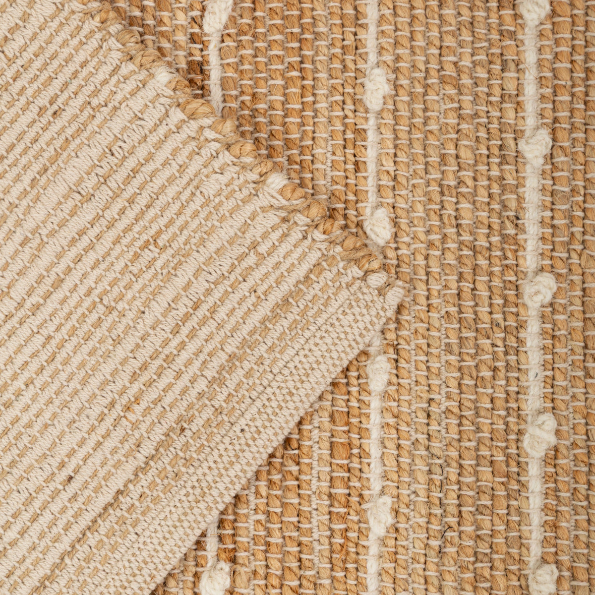 Tapete com Listras Finas em Tom Natural de Lã em Juta 60x180 - Clocasa | Além do Conforto