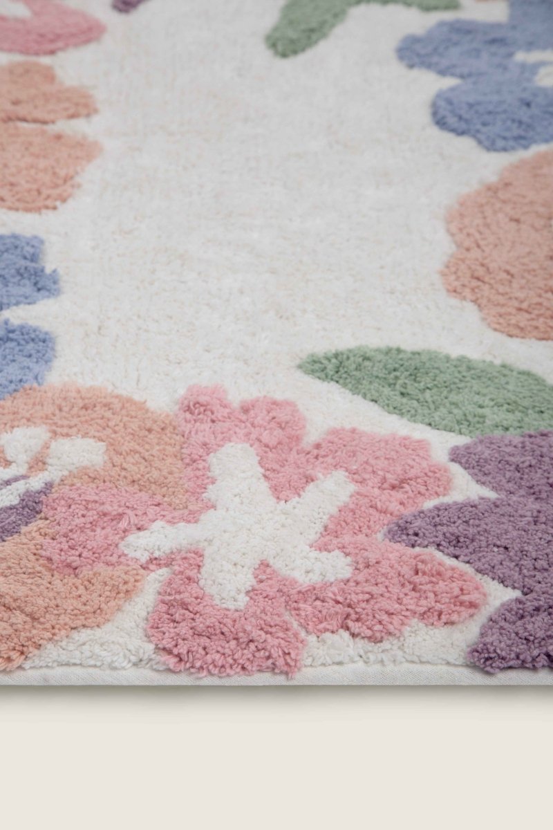 Tapete de Algodão Infantil com Borda Floral Colorido 50x80 - Clocasa | Além do Conforto