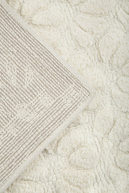 Tapete de Algodão Soft com Flores em Alto Relevo Creme 50x80 - Clocasa | Além do Conforto
