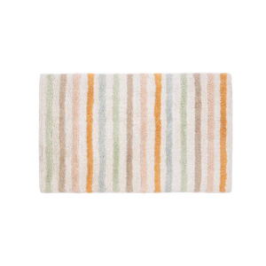 Tapete infantil decorativo super macio no tamanho 50x80 cm confeccionado em algodão natural sustentável de alta resistência com base de proteção antiderrapante para maior segurança, uma escolha estratégica e sofisticada para transformar a atmosfera do ambiente com suavidade.