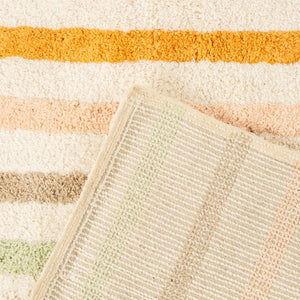 Tapete de algodão decorativo confeccionado em algodão natural sustentável de alta resistência com costuras e acabamentos reforçados nas bordas, uma escolha estratégica e sofisticada para transformar a atmosfera do ambiente com suavidade.