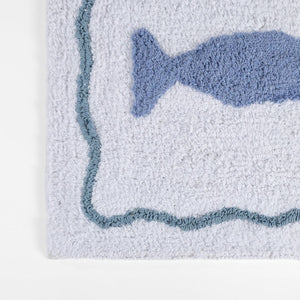 Tapete Peixe Azul Relevo 50X80 Branco - Clocasa | Além do Conforto