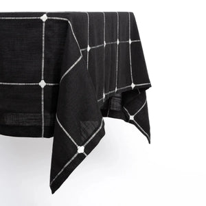Toalha de Mesa com Bordado Xadrez Preto 140X180 - Clocasa | Além do Conforto