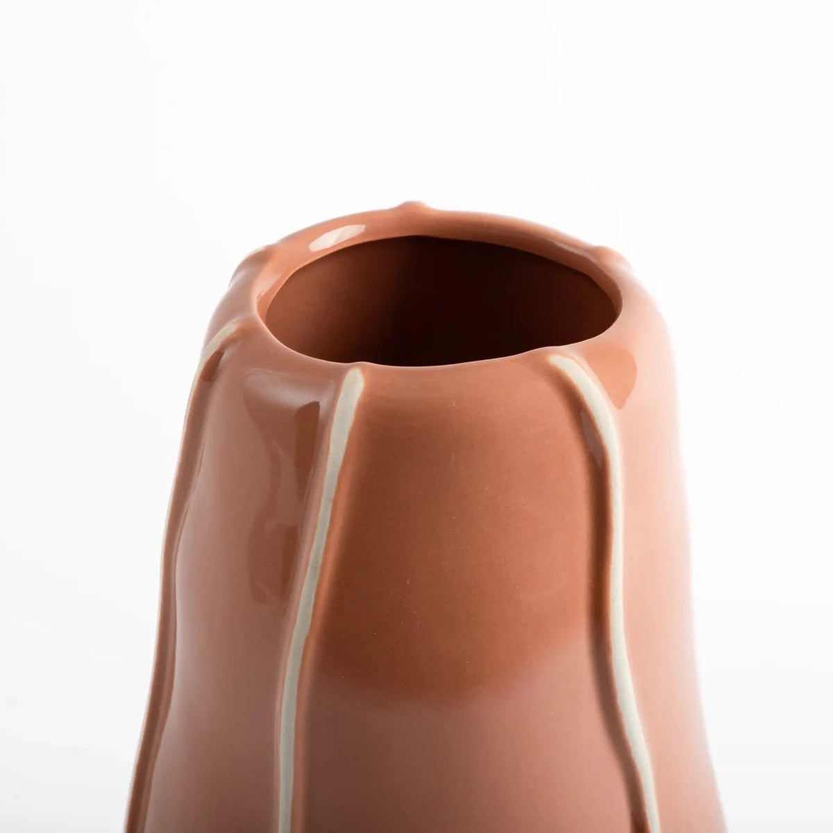 Vaso de Cerâmica Orgânico Listrado Tijolo - Clocasa | Além do Conforto